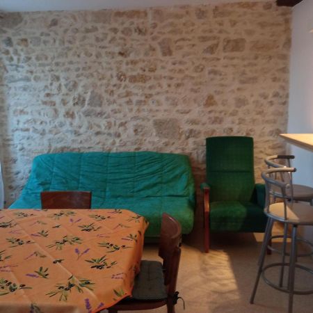 Appartement Centre Petite Ville Poitou Gençay Exteriör bild