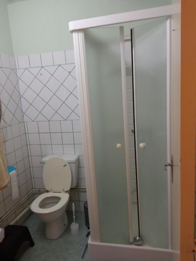 Appartement Centre Petite Ville Poitou Gençay Exteriör bild